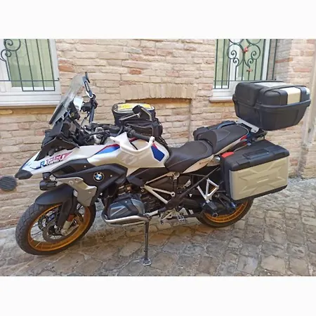 Bed & Breakfast Palazzo Boscareto - Di Charme In Centro Storico - Garage Moto, Box Bici Corinaldo